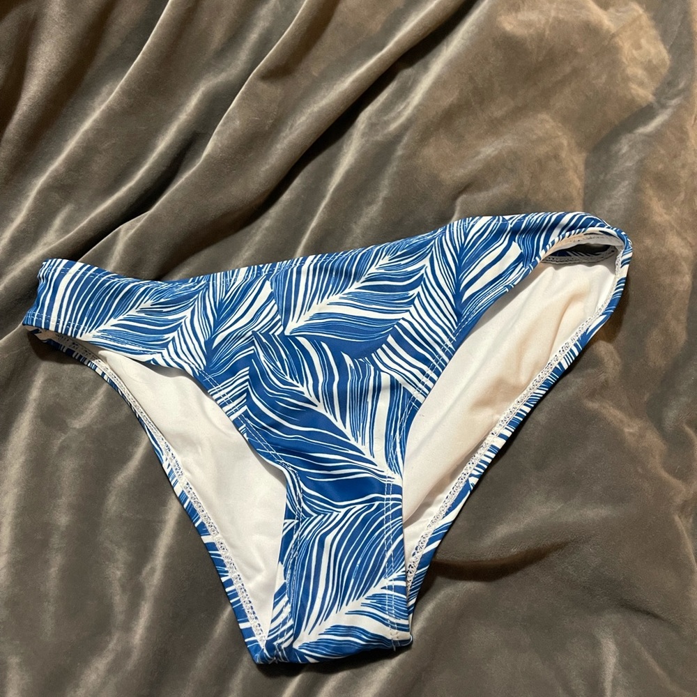 Cupshe bikini bottom